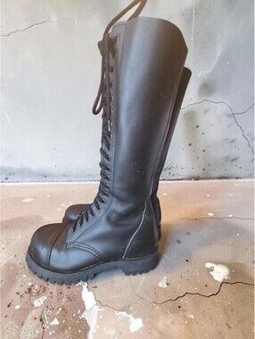 Vintage 90s Shellys of London 20-Eyelet Ranger Boots Steel Toe Black Leather [4]